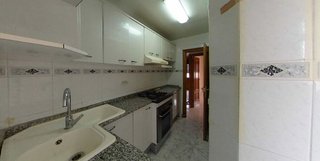 Piso en venta en Les Planes en Hospitalet de Llobregat, L´
