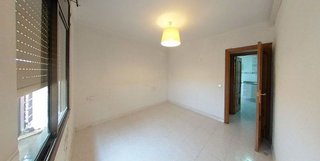 Piso en venta en Les Planes en Hospitalet de Llobregat, L´