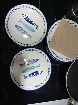 Lote 6 platos cerámica diseño peces.