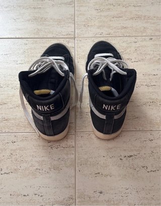 Nike Blazer Mid Zapatillas Negras Plata