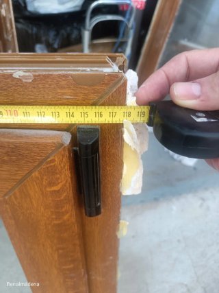 Ventana PVC Marrón