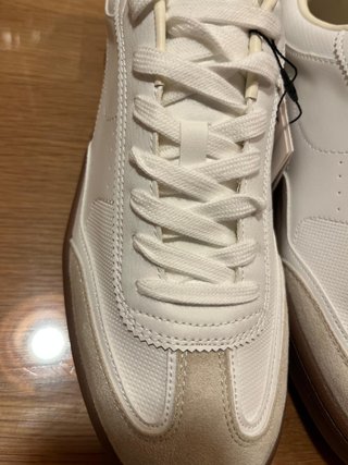 Zapatilla Suela Contraste - Color Blanco -Talla 44