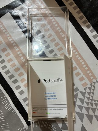 iPod Shuffle 2ª Gen Plata con Caja
