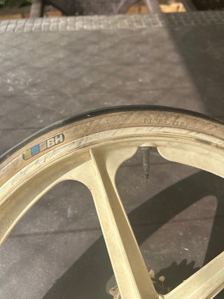 Bicicleta BH azul para restaurar regalo 2 llantas