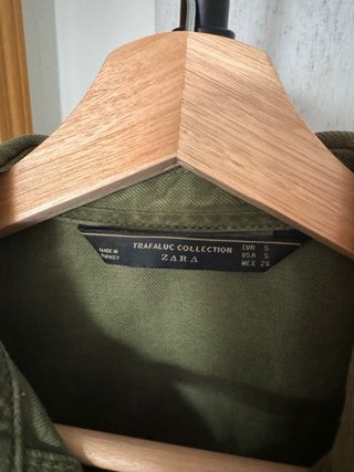 Sobrecamisa militar verde manga corta