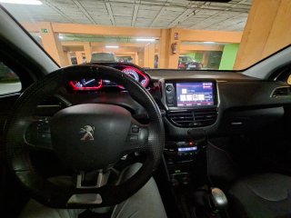 Peugeot 2008 GT Line. 2018