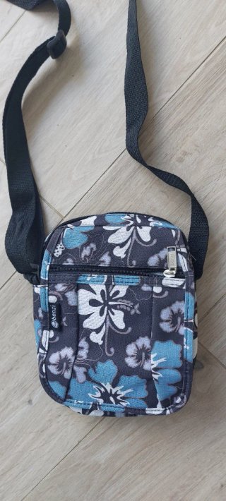 Bandolera Benzi floral azul y multicolor