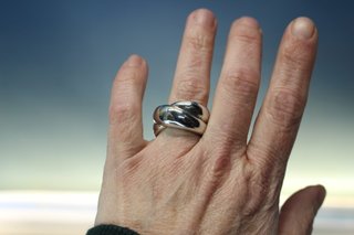 Anillo de plata de ley. Luxenter. 17 mm, talla 14.