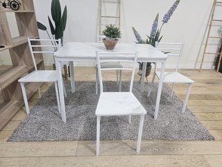 Mesa de forja y madera efecto mármol + 4 sillas