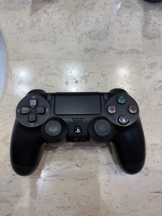 Consola PS4 Pro + 5 Juegos