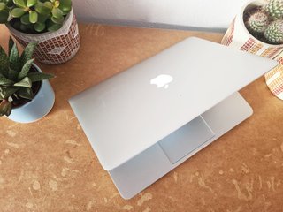 Apple MacBook Pro 13 2015 i5 256 GB BATTERIA NUOVA