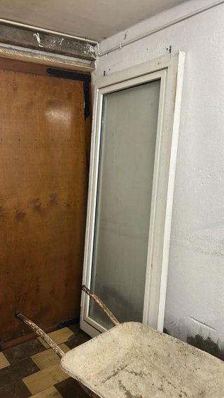 Puerta Balconera de 2 hojas y  Doble Cristal y 2 +