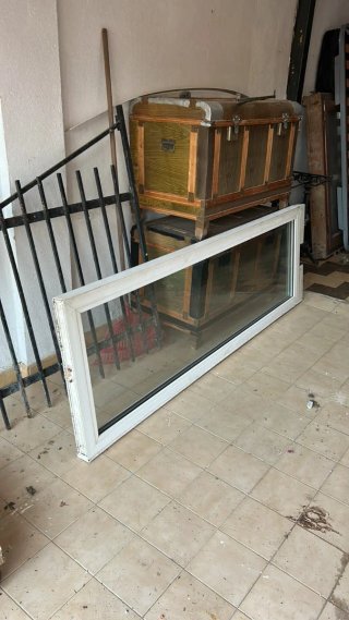 Puerta Balconera de 2 hojas y  Doble Cristal y 2 +