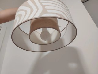 Lámpara de techo tela beige y blanca