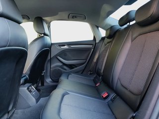 CUOTA 270€ - Audi A3 2018 1.6 TDI 116C Stronic Sed