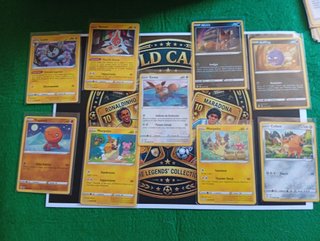 Lote 2.  18 Cartas Pokémon. Destinos Brillantes.