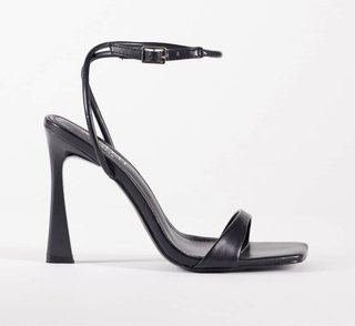 Sandalias SIMMI London Negras Punta Cuadrada