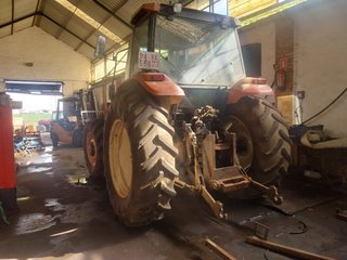 Tractor New Holland M115
