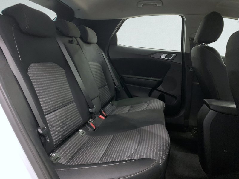 Kia XCeed 1.0 T-GDi Concept 2022, foto 9