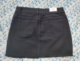 Falda mini SIXTE negra nueva con etiqueta