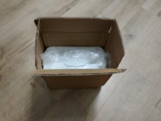 CAJA NUEVA PARA MEDICINAS CON ASA Y PASTILLERO