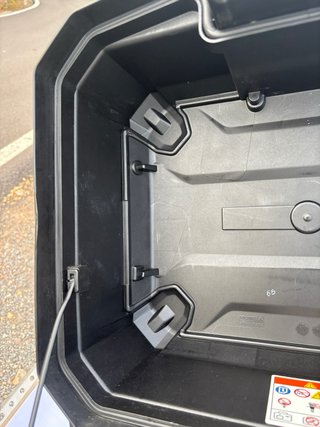 Baúl Honda 42L Híbrido Metal/Plástico