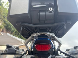 Baúl Honda 42L Híbrido Metal/Plástico