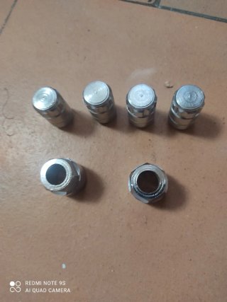Juego Tuercas Antirrobo Coche