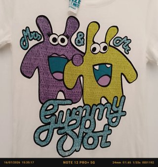 Camiseta BSK Estampado Monstruos Talla L