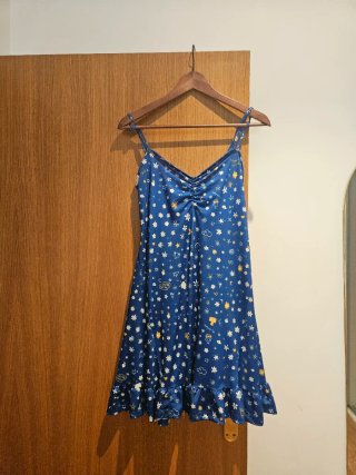 Vestido azul estilo retro