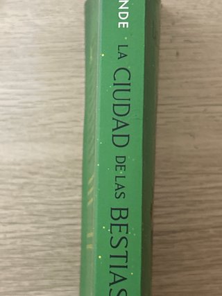 Libro “La ciudad de las bestias”