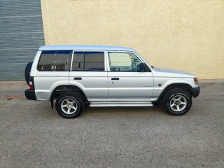 Mitsubishi Montero 2000