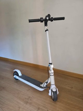 Patinete Eléctrico Hiboy Blanco cargador incluido