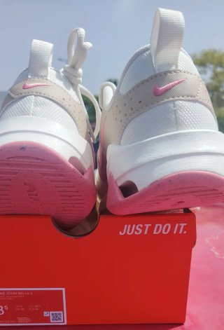 Nike Zoom Bella 6 Talla 40 Mujer