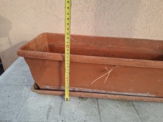 3) Vaso rettangolare con sottovaso