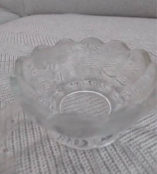 Bandeja de cristal decorada