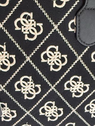 Bolso Guess Negro y Blanco calidad gp5 logo bordad
