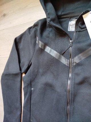 Sudadera Nike Tech Negra