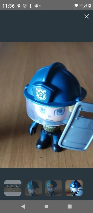Muñecos PinyPon policía y astronauta