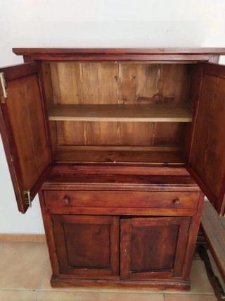 Mobile in Legno Massiccio