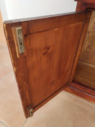 Mobile in Legno Massiccio