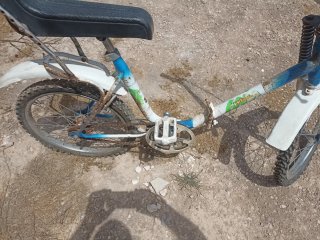 Bicicleta clásica - funciona, pintura mal