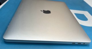Portatil MacBook Pro