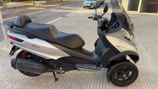 Piaggio MP3 400 HPE Plata