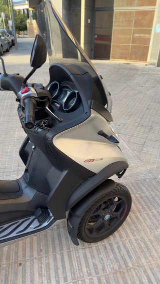 Piaggio MP3 400 HPE Plata