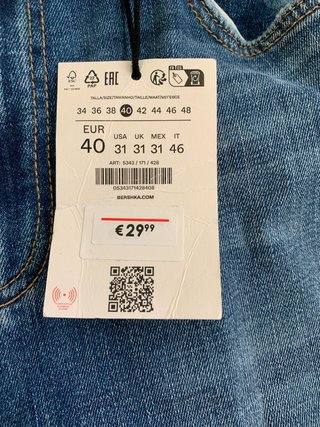 Pantalón Bershka Super Skinny Roto Talla 40