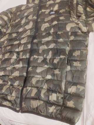 Chaqueta Pull&Bear camuflaje hombre
