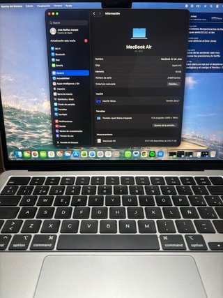 MacBook Air M2 Gris Espacial