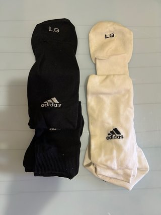 Botas y Calcetines Adidas y Espinilleras Nike
