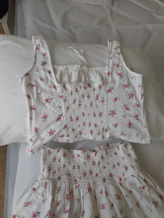 Conjunto Top y Falda Flores Talla L